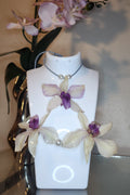 Collar de tres Orquídeas en Resina (collar gris)